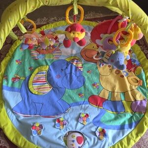 Colorful Play Mat with Hanging Toys
